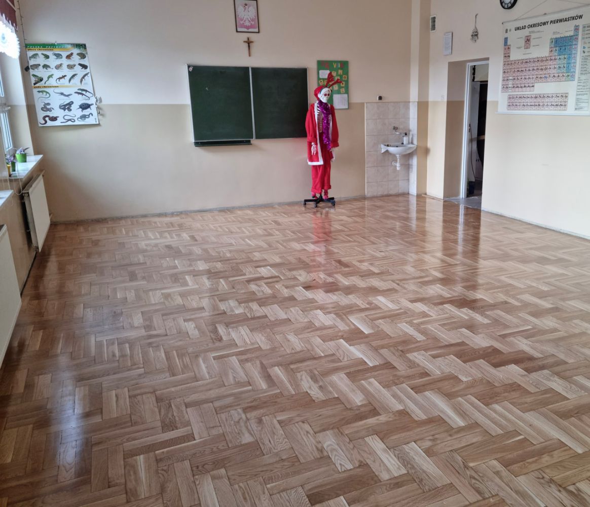 Realizacja Perfekt Parkiet – drewniana podłoga w obiekcie użytkowym, zdjęcie 14