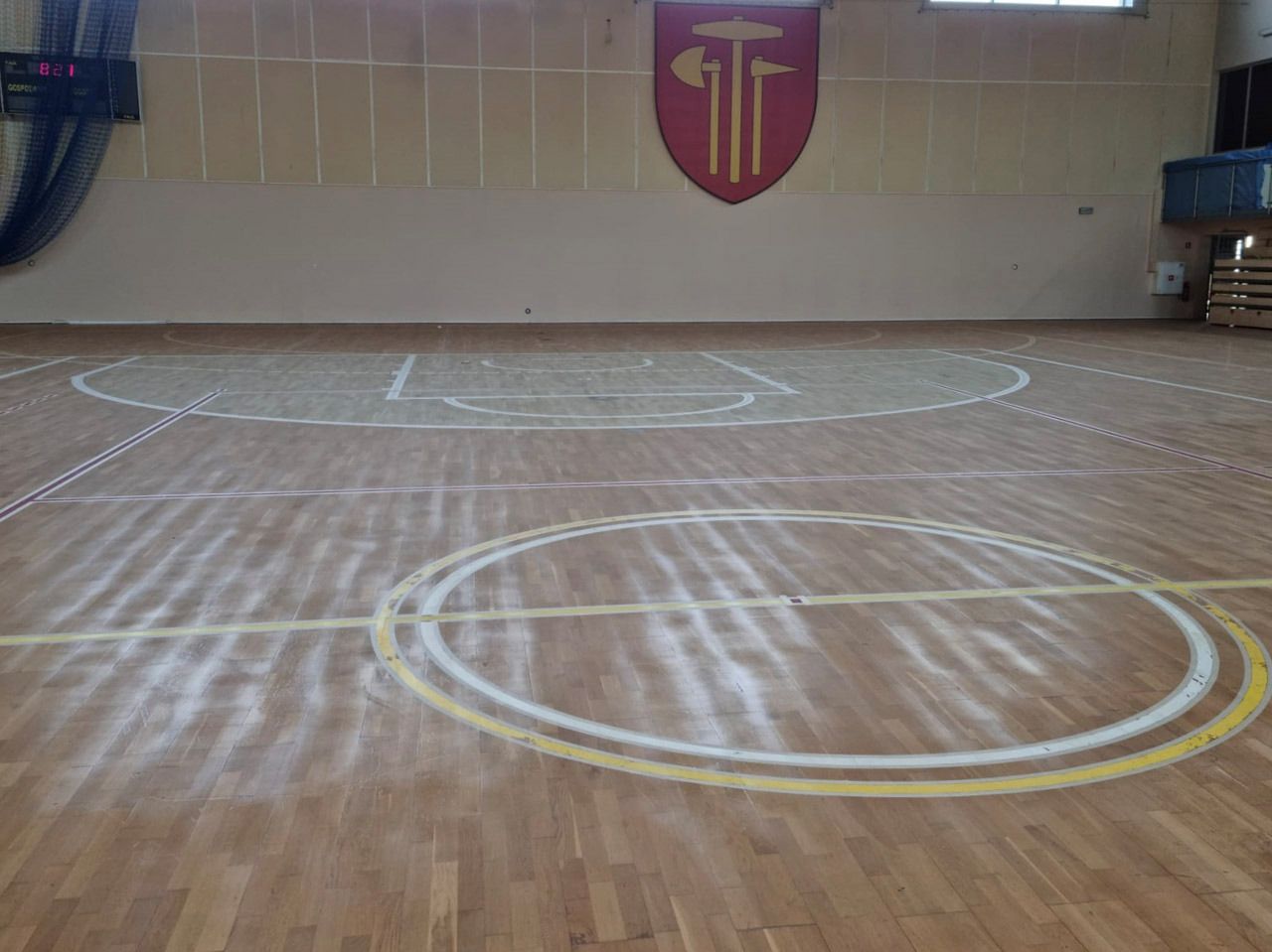Realizacja Perfekt Parkiet – drewniana podłoga w obiekcie użytkowym, zdjęcie 17