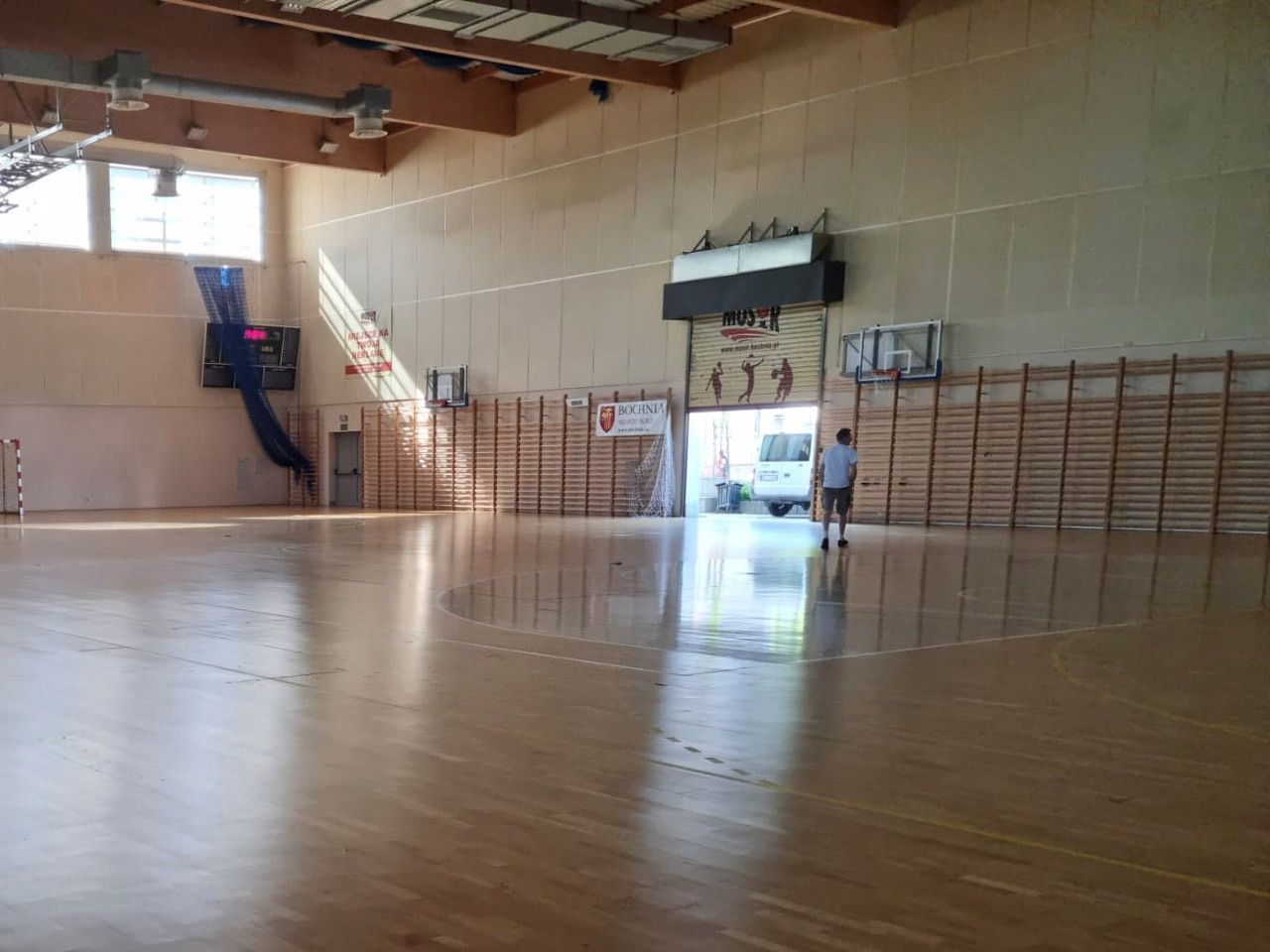 Realizacja Perfekt Parkiet – drewniana podłoga w obiekcie użytkowym, zdjęcie 20